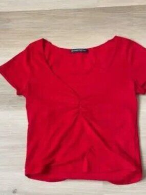 Women’s Red Short Sleeve Ruched Tee